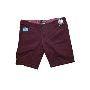 Women's Burgundy Stretch Shorts